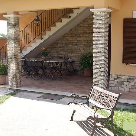 Bed and Breakfast Il Giardino Degli Ulivi Каннето Экстерьер фото