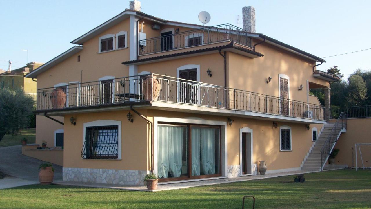 Bed and Breakfast Il Giardino Degli Ulivi Каннето Экстерьер фото