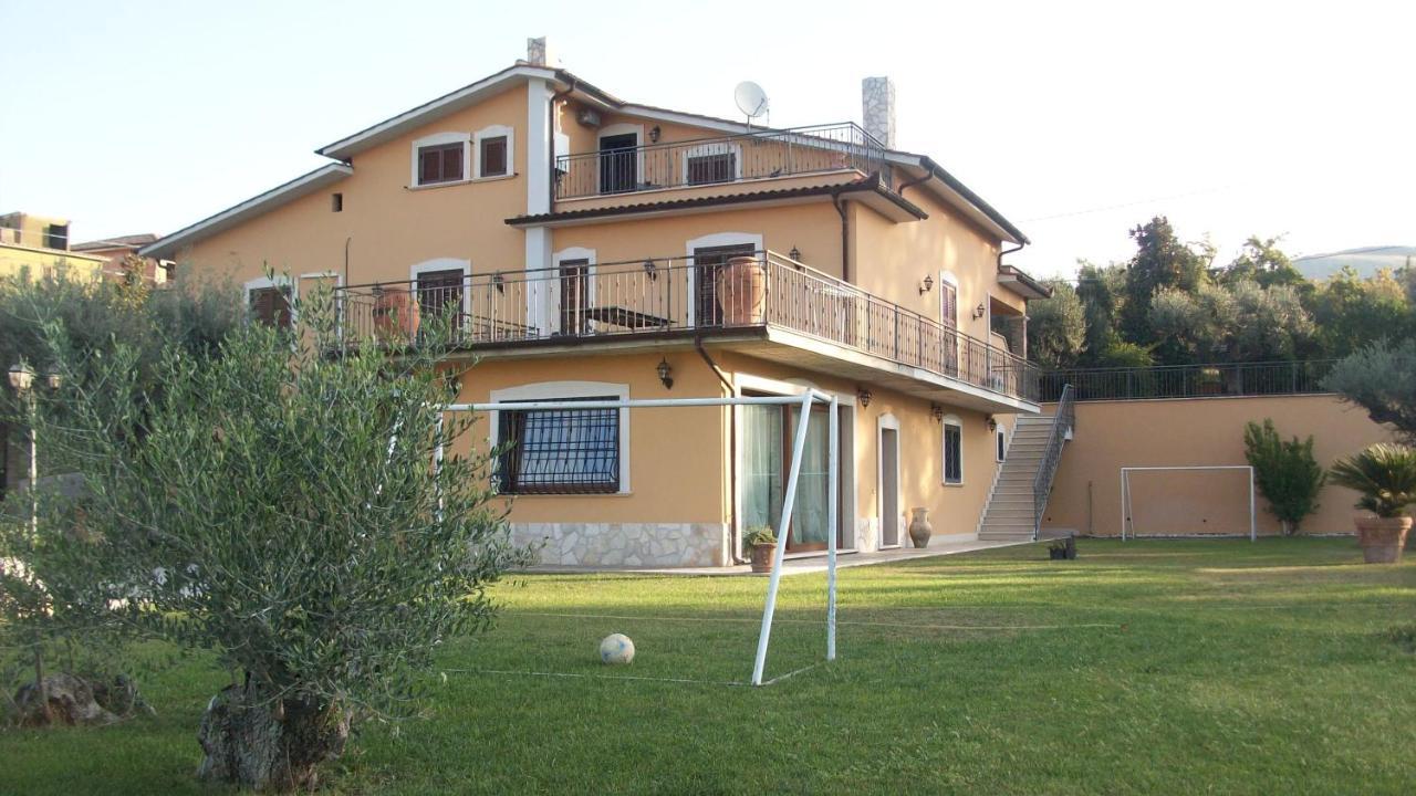 Bed and Breakfast Il Giardino Degli Ulivi Каннето Экстерьер фото