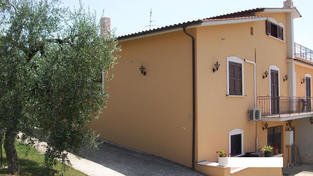 Bed and Breakfast Il Giardino Degli Ulivi Каннето Экстерьер фото